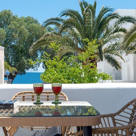 Dolce Suites Kamári エクステリア 写真
