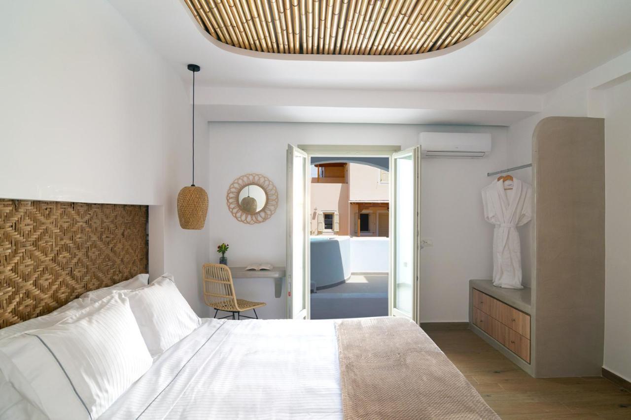 Dolce Suites Kamári エクステリア 写真