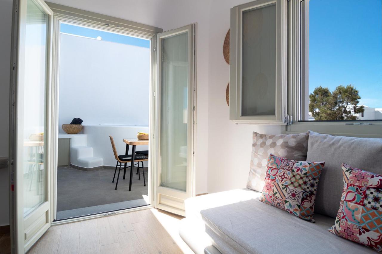 Dolce Suites Kamári エクステリア 写真